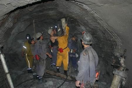 伽师工程爆破中的危险因素分析以及应对工程爆破危险的措施